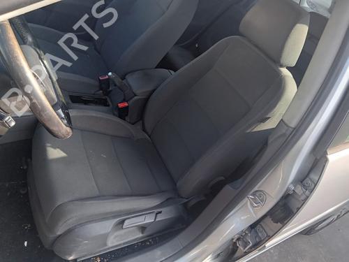 Used Front left seatbelt Front left seatbelt VW GOLF V (1K1) [2003-2010] 33701259 33701259