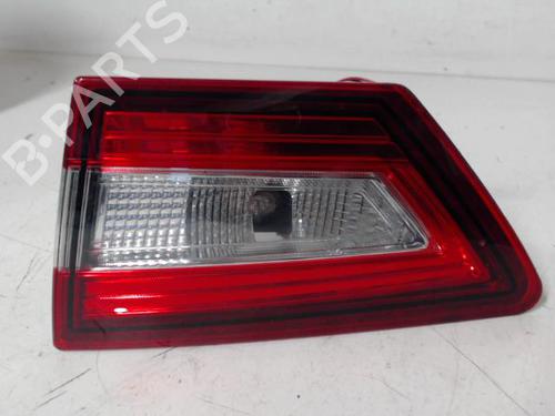 right-tailgate-light-renault-clio-iv-bh_-2012-2013-2014-2015-2016-2017-2018-2019-2020-2021-27016873 main image