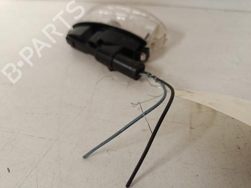 Used Licence plate light Licence plate light RENAULT CLIO II (BB_, CB_) 1.2 16V (BB05, BB0W, BB11, BB27, BB2T, BB2U, BB2V, CB05,... (75 hp) 33218483 33218483