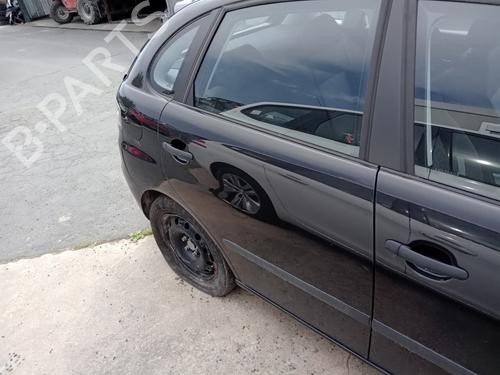 Used Rear right exterior door handle SEAT IBIZA III (6L1) 1.4 16V (86 hp) 26980059