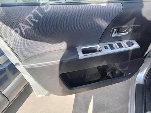 Used Front left interior door handle MAZDA 5 (CR) 2.0 CD (CR19) (143 hp) 27012260