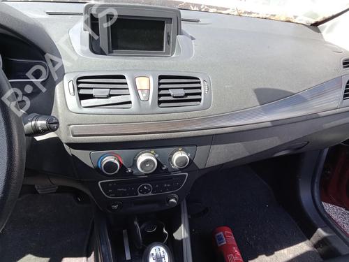 Advarselsbryter RENAULT MEGANE III Grandtour (KZ0/1) 1.5 dCi (KZ09, KZ0D, KZ1G, KZ29, KZ14, KZ1W, KZ10, KZ1F,... (110 hp) 26982464