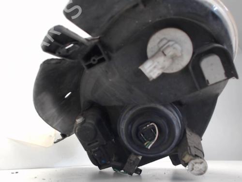 Faro derecho CITROËN XSARA PICASSO (N68) 2.0 16V (136 hp) 27010956