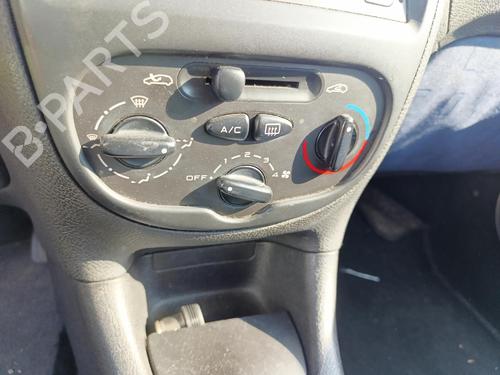 Used Climate control Climate control PEUGEOT 206 Hatchback (2A/C) 1.4 HDi eco 70 (68 hp) 39713348 39713348