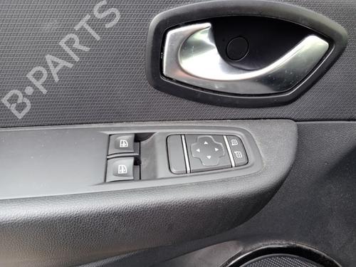 Used Left front window switch RENAULT CLIO IV (BH_) 0.9 TCe 90 (BHNF, BHMA, BHMH, BHJK, BHJR) (90 hp) 29160867