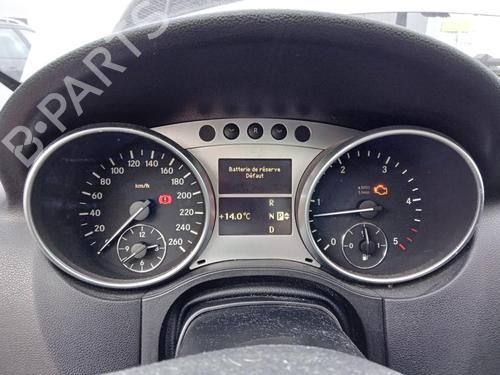Instrument cluster MERCEDES-BENZ M-CLASS (W164) ML 300 CDI 4-matic (164.121) 2519003200