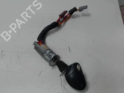 ignition-barrel-citroen-xantia-x1_-x2_-1993-1994-1995-1996-1997-1998-1999-2000-2001-2002-2003-32259695 main image