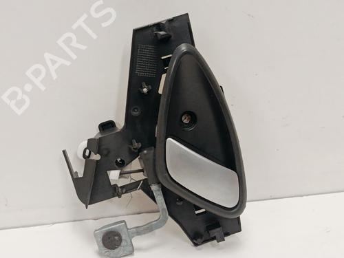 Used Front left interior door handle Front left interior door handle 39032658 39032658