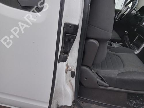 Used Rear right exterior door handle NISSAN NAVARA NP300 (D40) 2.5 dCi 4WD (D40TT, D40T, D40M, D40BB) (190 hp) 27018111