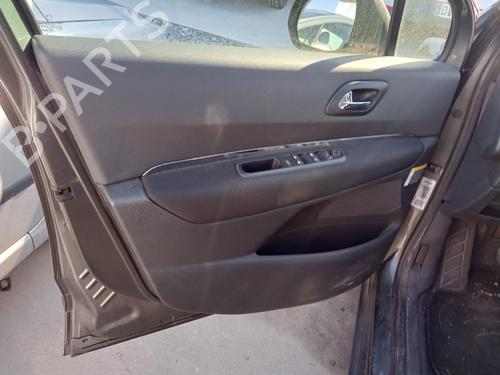 Used Front left interior door handle PEUGEOT 5008 (0U_, 0E_) 1.6 HDi (112 hp) 27020733