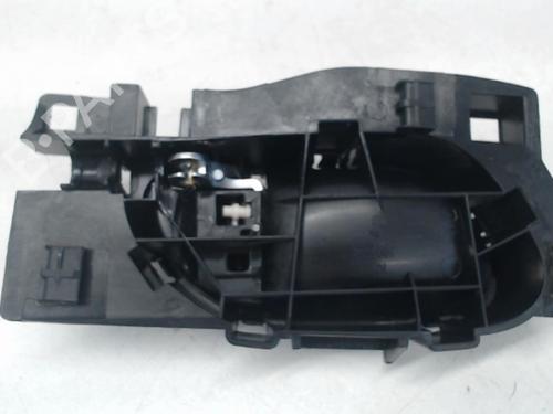 Venstre bagtil invendig håndtag PEUGEOT 3008 I MPV (0U_) 1.6 HDi (114 hp) 26988521