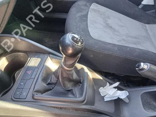 Used Gear lever SEAT IBIZA IV (6J5, 6P1) 1.2 (60 hp) 30127917