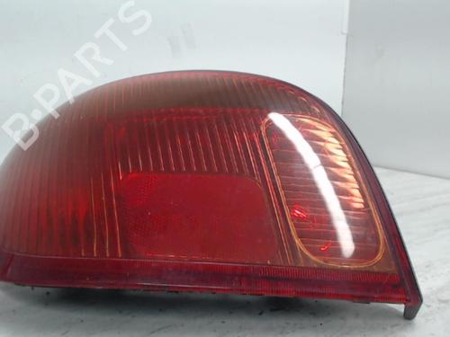 Venstre baglygte TOYOTA YARIS (_P1_) 1.3 (SCP12_, SCP13_, SCP12R, SCP13R) (87 hp) 26987813