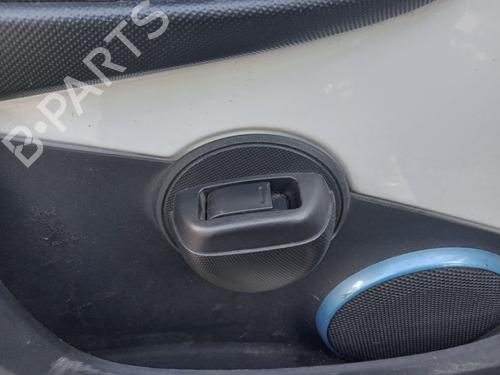 Used Left front window switch Left front window switch TOYOTA AYGO (_B1_) 1.0 (KGB10_, KGB10R) (68 hp) 33546800 33546800