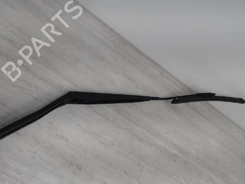 Used Front windshield wiper arm RENAULT CLIO IV (BH_) 1.5 dCi 75 (75 hp) 26983632