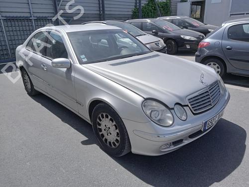 Used Front windshield wiper arm MERCEDES-BENZ E-CLASS (W211) E 320 CDI (211.026) (204 hp) 27015769