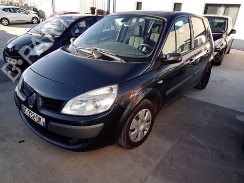 Used Left front fog light RENAULT SCÉNIC II (JM0/1_) 1.5 dCi (JM1E, JM16) (106 hp) 27000285