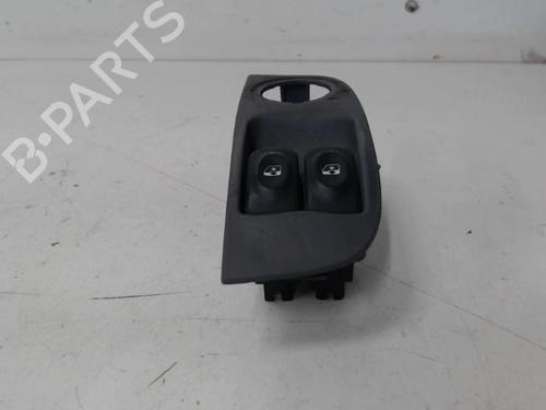 Used Left front window switch RENAULT MEGANE I (BA0/1_) 1.6 16V (BA04, BA0B, BA11, BA1J, BA16, BA19, BA1K, BA1V,... (107 hp) 26989200