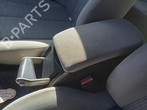 Armlæn Armlæn RENAULT MEGANE II Estate (KM0/1_) 1.5 dCi (KM16, KM1E) (106 hp) 33546204 33546204