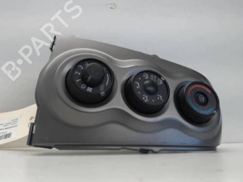 Used Climate control TOYOTA YARIS (_P9_) 1.0 VVT-i (KSP90_, KSP90R) (69 hp) 27004408