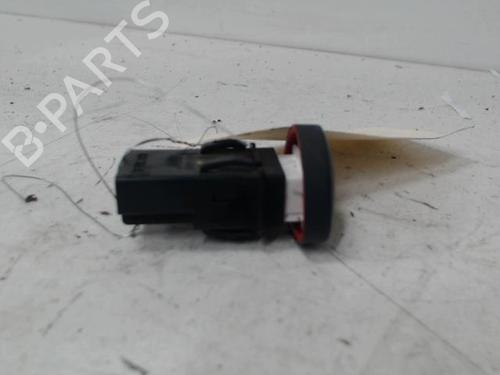 Used Warning switch RENAULT CLIO II (BB_, CB_) 1.5 dCi (B/C2J) (68 hp) 31184161