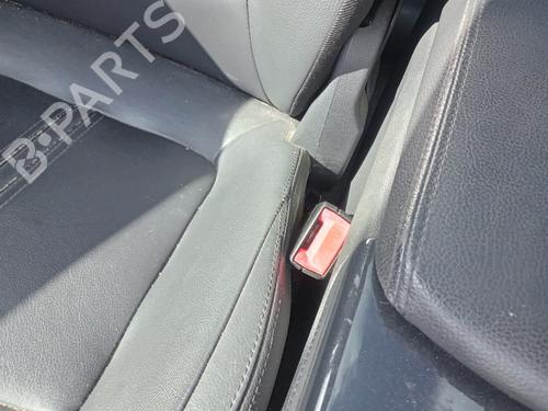 Used Seat buckle PEUGEOT 3008 I MPV (0U_) 2.0 HDi (163 hp) 27565981
