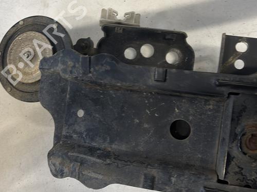 Used Front bumper reinforcement FORD FIESTA VI (CB1, CCN) 1.4 TDCi (70 hp) 30700190