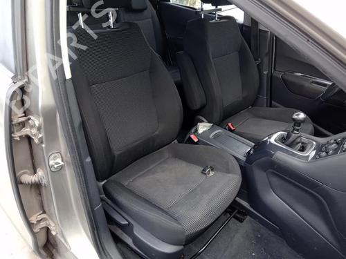 Used Right front seat PEUGEOT 5008 (0U_, 0E_) 1.6 HDi (110 hp) 26993226