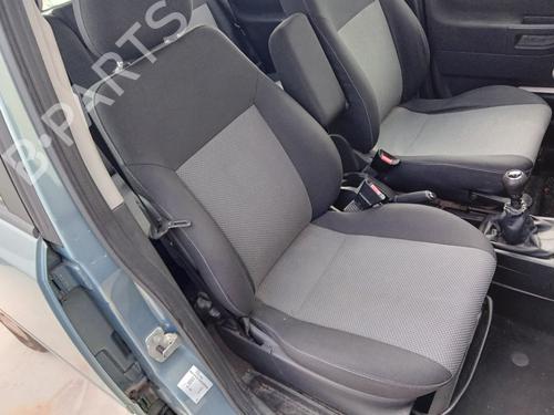 Used Right front seat OPEL MERIVA A MPV (X03) 1.6 (E75) (105 hp) 27295225