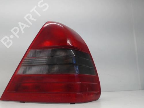 Used Right taillight MERCEDES-BENZ C-CLASS (W202) C 250 D (202.125) (113 hp) 26991943