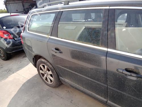 Klamka zewnętrzna drzwi tylnych prawych VOLVO V70 III (135) D3 / D4 39879658