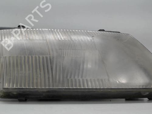 Højre forlygte VW PASSAT B5 (3B2) 1.9 TDI (110 hp) 26999427