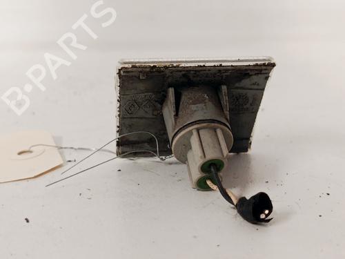 Used Right front indicator Right front indicator RENAULT CLIO III (BR0/1, CR0/1) 1.5 dCi (C/BR0G, C/BR1G) (68 hp) 35779674 35779674