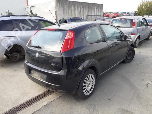 Used Right taillight FIAT GRANDE PUNTO (199_) 1.3 D Multijet (75 hp) 27010766