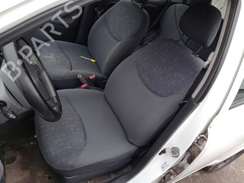 Used Front left seatbelt TOYOTA YARIS (_P1_) 1.3 (NCP10, SCP12_) (86 hp) 32119841