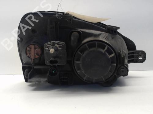 Used Left headlight HYUNDAI SANTA FÉ I (SM) 2.0 CRDi 4x4 (125 hp) 27005131