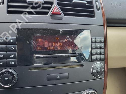 Used Radio MERCEDES-BENZ A-CLASS (W169) A 180 CDI (169.007, 169.307) (109 hp) 27014699