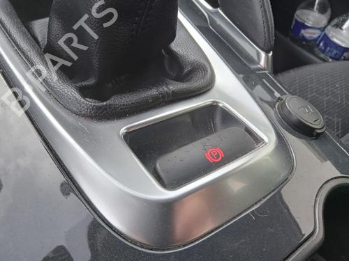 Used Switch PEUGEOT 3008 I MPV (0U_) 1.6 BlueHDi 120 (120 hp) 32854600