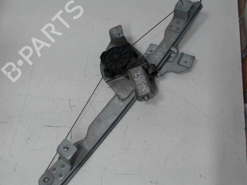 Lève-vitre avant gauche RENAULT MEGANE II (BM0/1_, CM0/1_) 1.5 dCi (BM1E, CM1E) (106 hp) 29725660