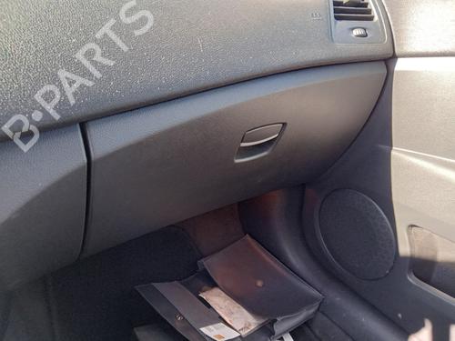 Handskerum Handskerum RENAULT LAGUNA III (BT0/1) 2.0 dCi (BT01, BT08, BT09, BT0E, BT0K, BT12, BT1C, BT1D,... (150 hp) 33546301 33546301