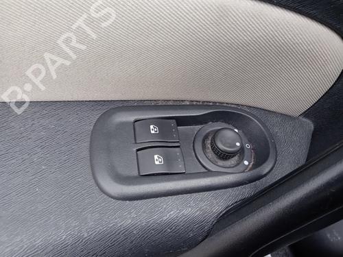 Used Left front window switch Left front window switch RENAULT KANGOO / GRAND KANGOO II (KW0/1_) 1.5 dCi 90 (KW05, KW08, KW0G, KW11) (90 hp) 33125894 33125894