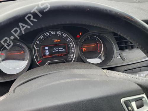 Used Instrument cluster CITROËN C5 III Break (RW_) 2.0 HDi (136 hp) 27021755