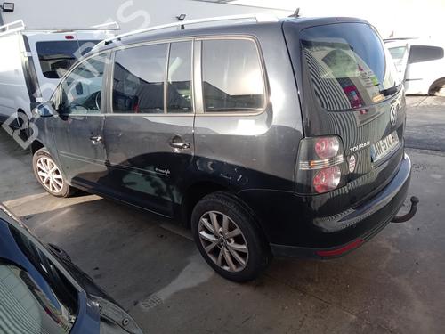 Paraurti posteriore VW TOURAN (1T1, 1T2) 1.9 TDI (105 hp) 31810565