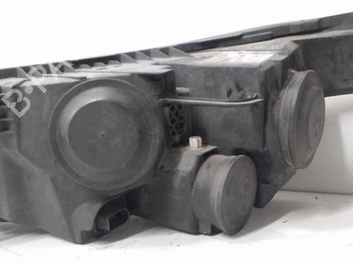 right-headlight-citroen-c3-picasso-sh_-2008-27011814 main image