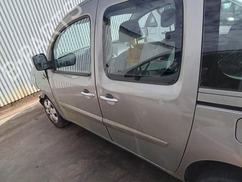 Dør venstre bak RENAULT KANGOO / GRAND KANGOO II (KW0/1_) 1.5 dCi 90 (KW05, KW08, KW0G, KW11) (90 hp) 33125855