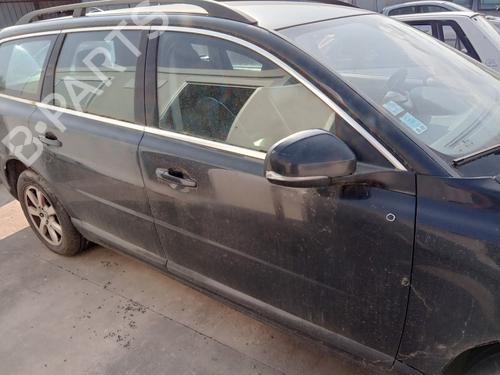 Klamka zewnętrzna drzwi przednich prawych VOLVO V70 III (135) D3 / D4 39879658