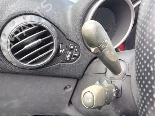 Used Steering column stalk ALFA ROMEO 147 (937_) 1.9 JTD (937.AXD1A, 937.BXD1A, 937.AXV1A, 937.BXB1A,... (115 hp) 29072942