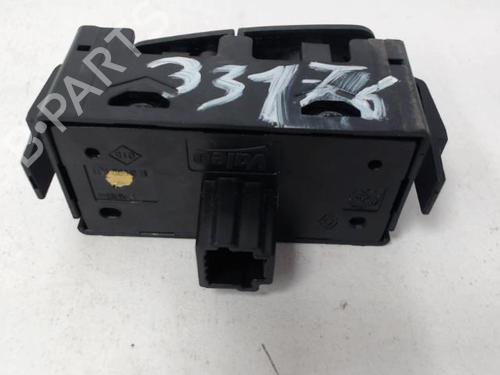 Used Warning switch Warning switch DACIA LODGY (JS_) 1.2 TCe (JSAY, JSM0) (115 hp) 27009264 27009264
