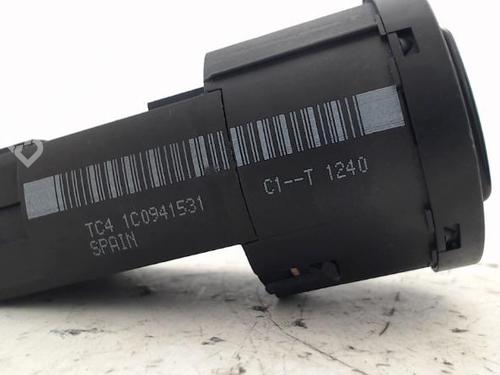 Used Headlight switch VW POLO (6N2) 1.4 (60 hp) 26983142