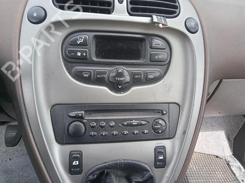 Venstre fortil elrude kontakt Venstre fortil elrude kontakt CITROËN XSARA PICASSO (N68) 2.0 HDi (90 hp) 34412384 34412384